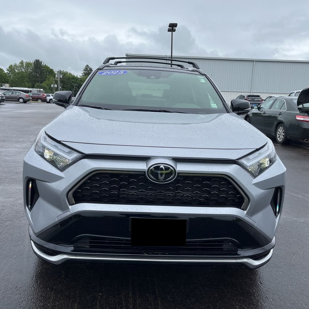 2025 Toyota RAV4 Plug-in Hybrid XSE