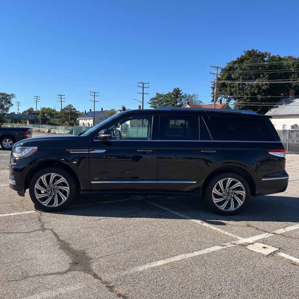 2023 Lincoln Navigator Reserve