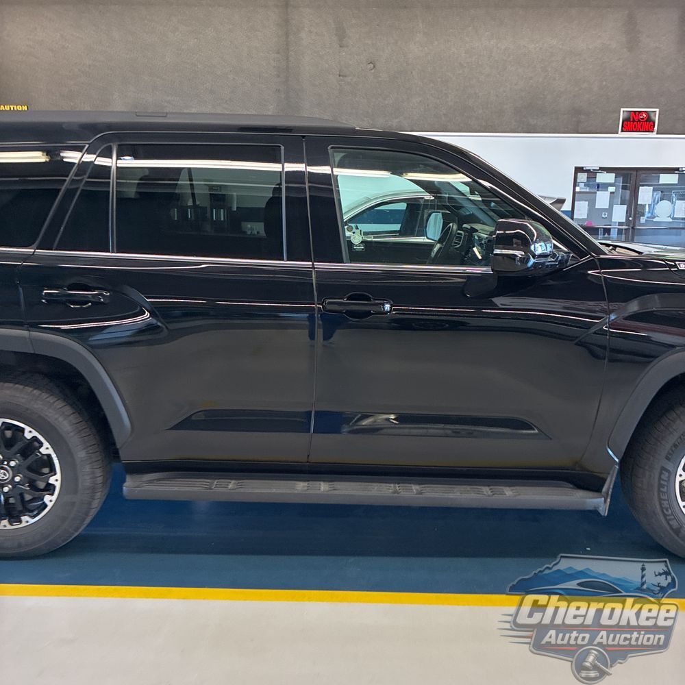 2025 Toyota Sequoia SR5