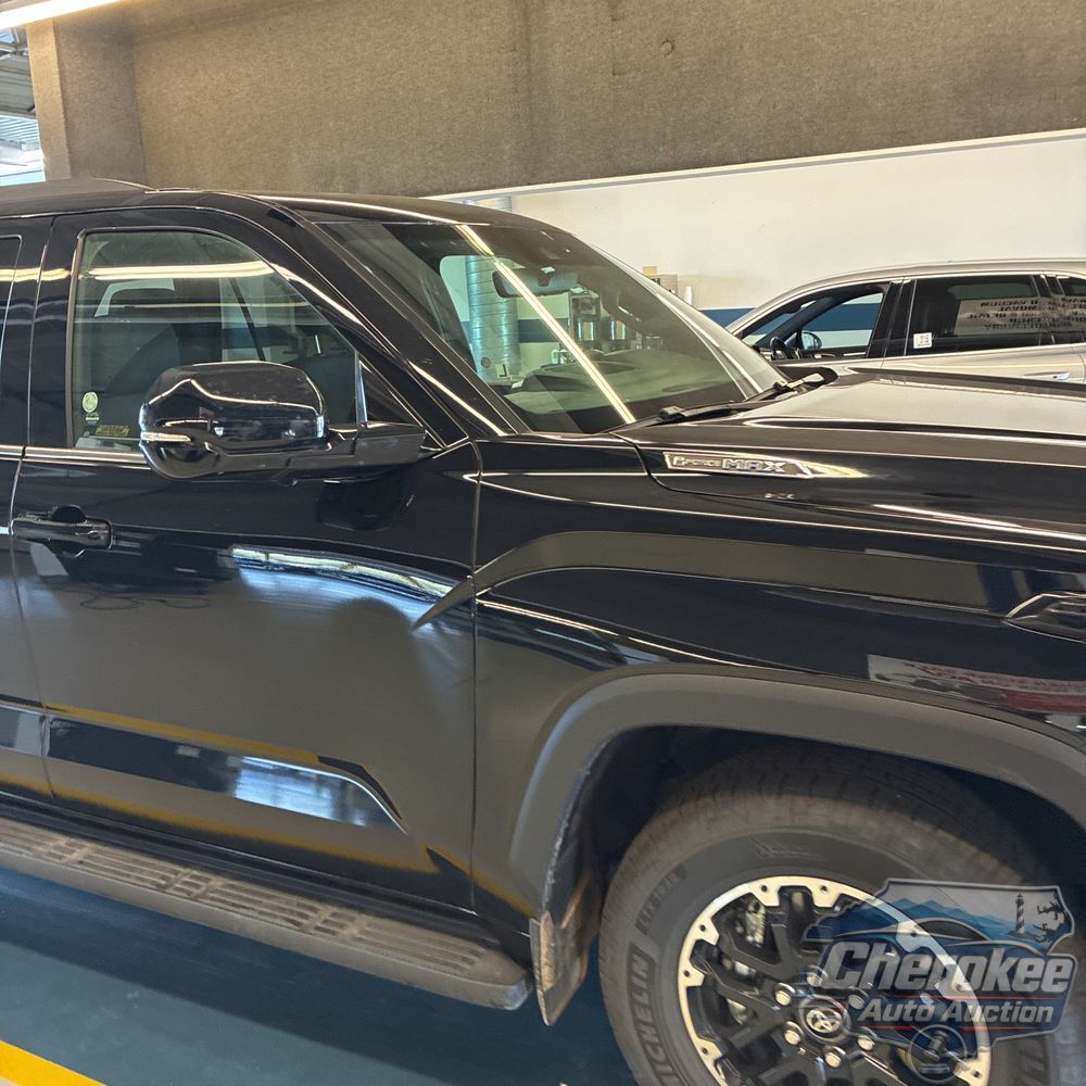 2025 Toyota Sequoia SR5