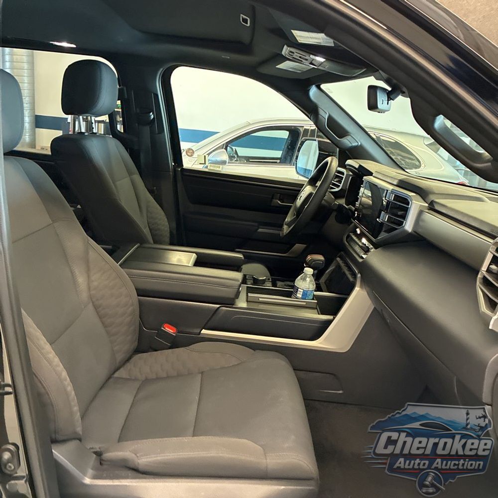 2025 Toyota Sequoia SR5