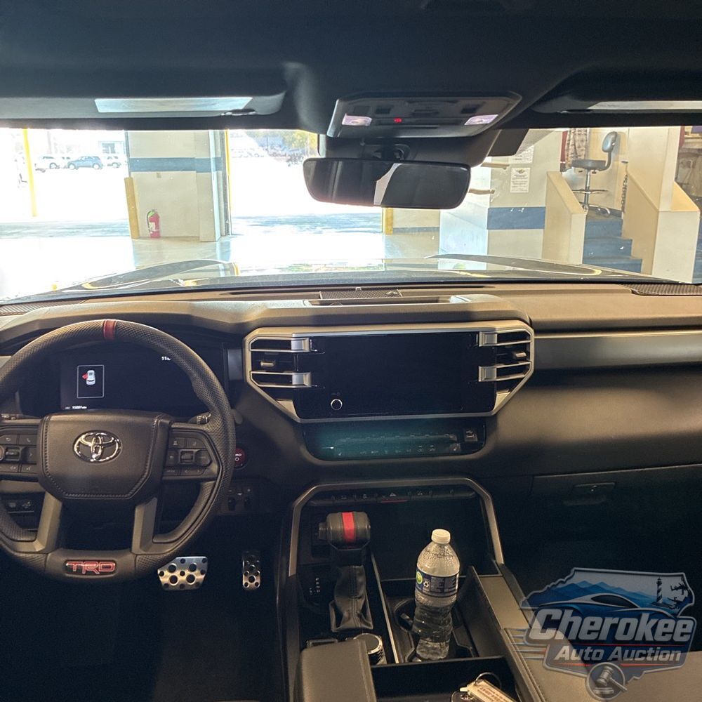2025 Toyota Sequoia SR5
