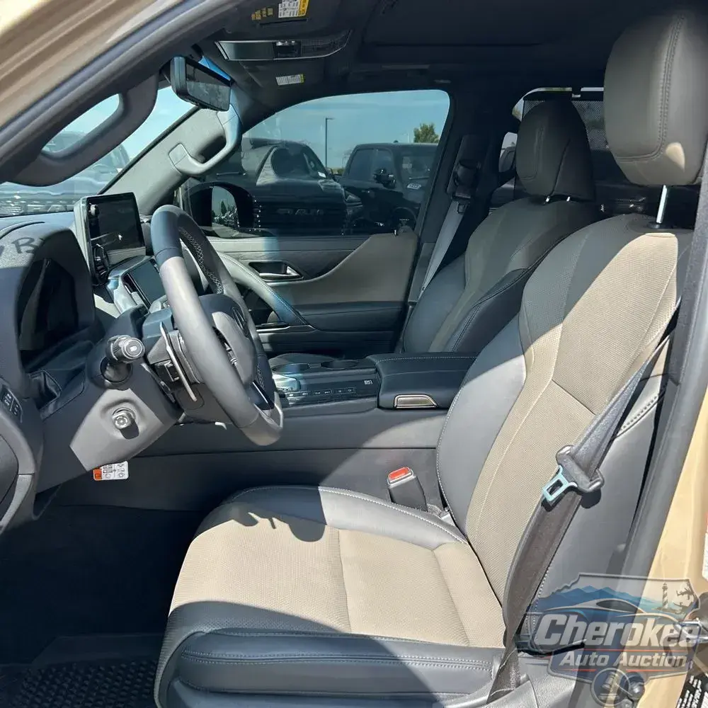 2025 Lexus LX 700h Overtrail