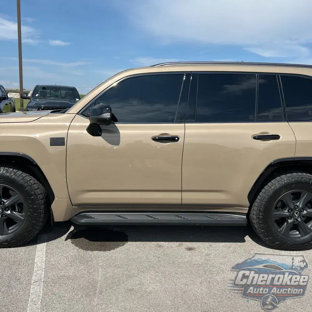 2025 Lexus LX 700h Overtrail