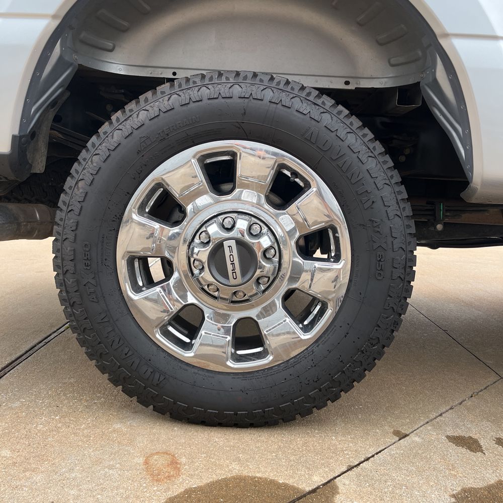 2023 Ford F-350 Super Duty Lariat