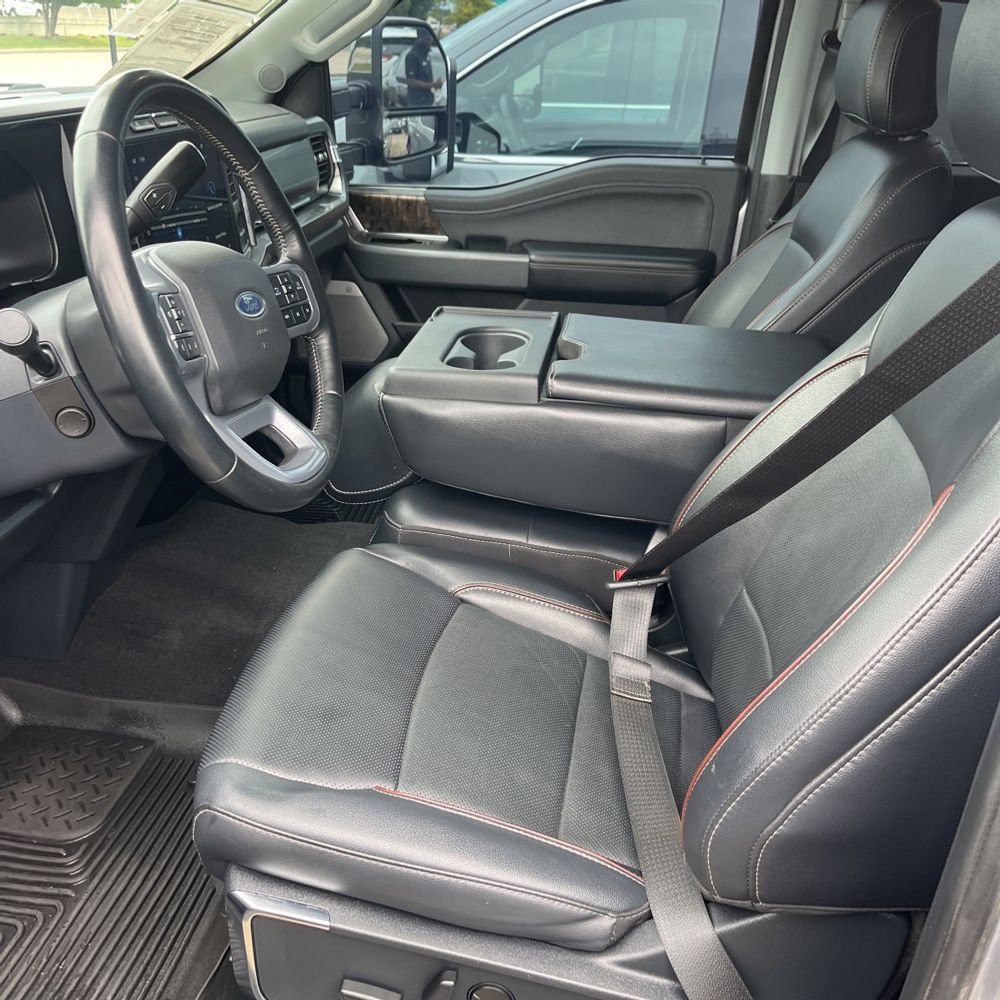 2023 Ford F-350 Super Duty Lariat