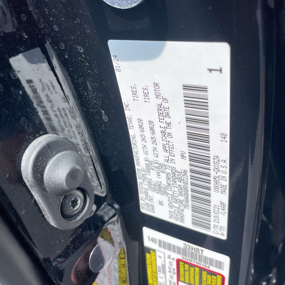 2024 Toyota Sequoia SR5