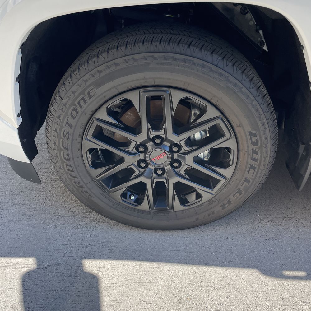 2024 Toyota Sequoia SR5