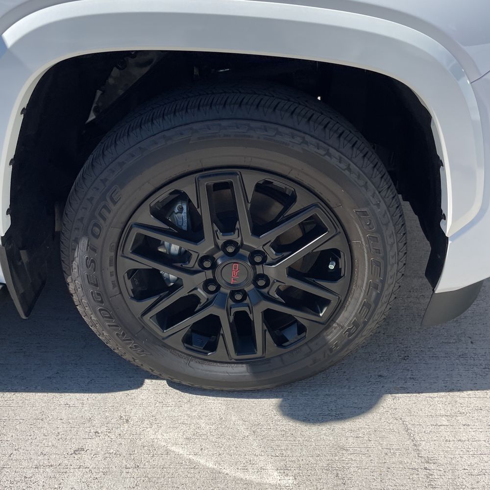 2024 Toyota Sequoia SR5
