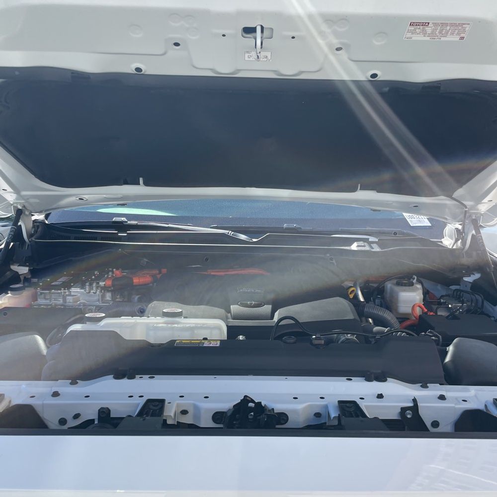 2024 Toyota Sequoia SR5