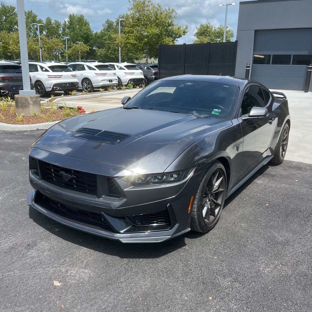 2024 Ford Mustang Dark Horse