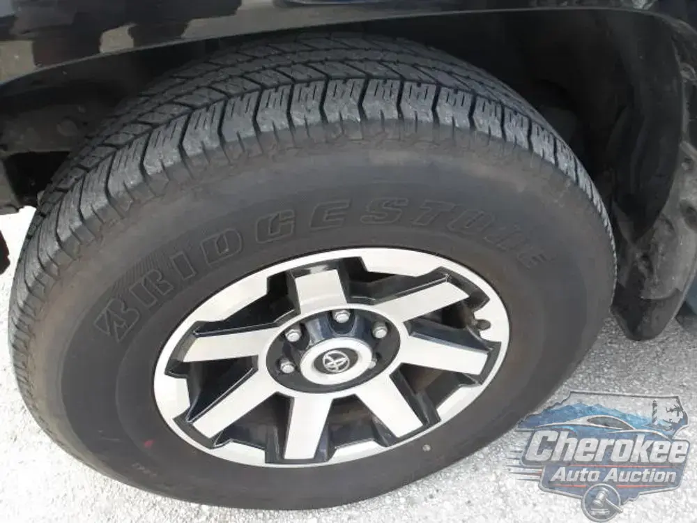 2024 Toyota 4Runner TRD Off Road