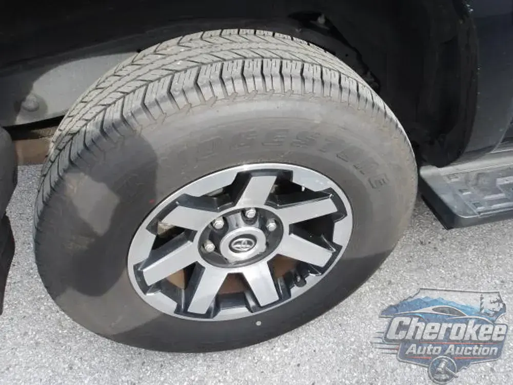 2024 Toyota 4Runner TRD Off Road