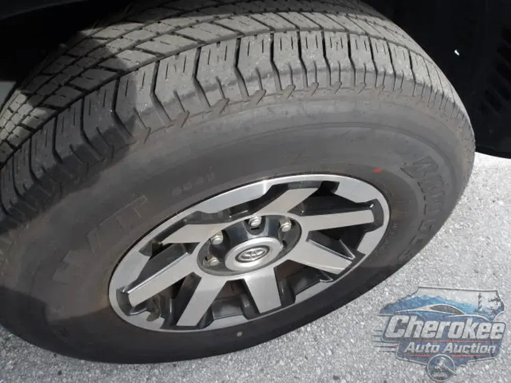 2024 Toyota 4Runner TRD Off Road