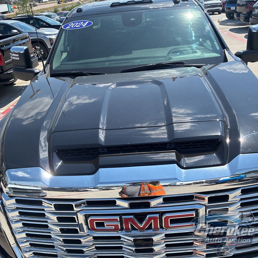 2024 GMC Sierra 3500HD Denali