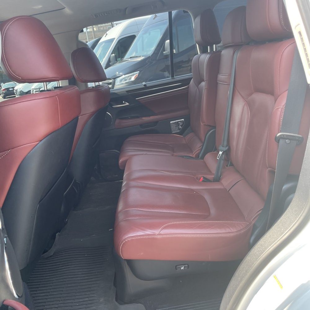 2019 Lexus LX 570 Three-Row