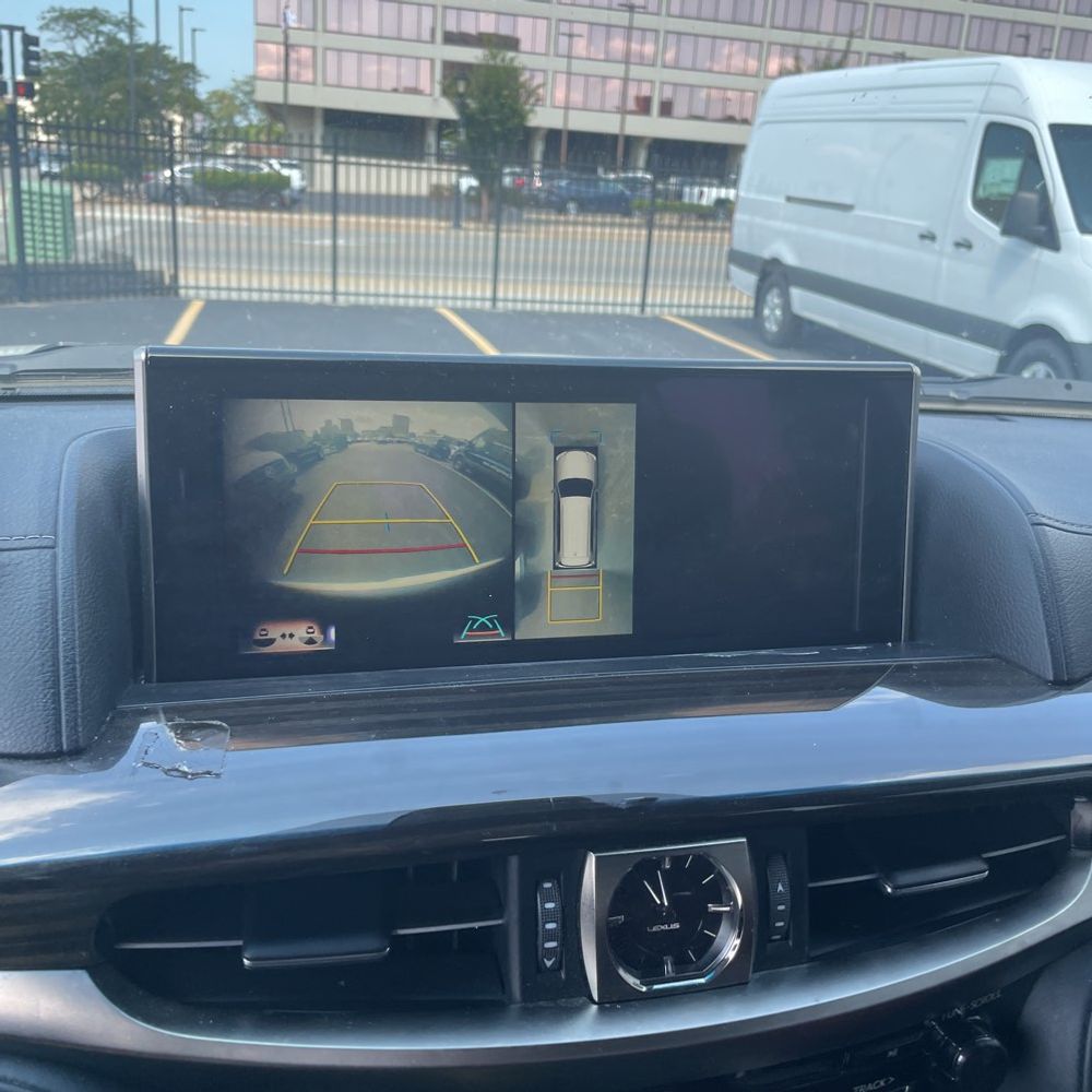 2019 Lexus LX 570 Three-Row