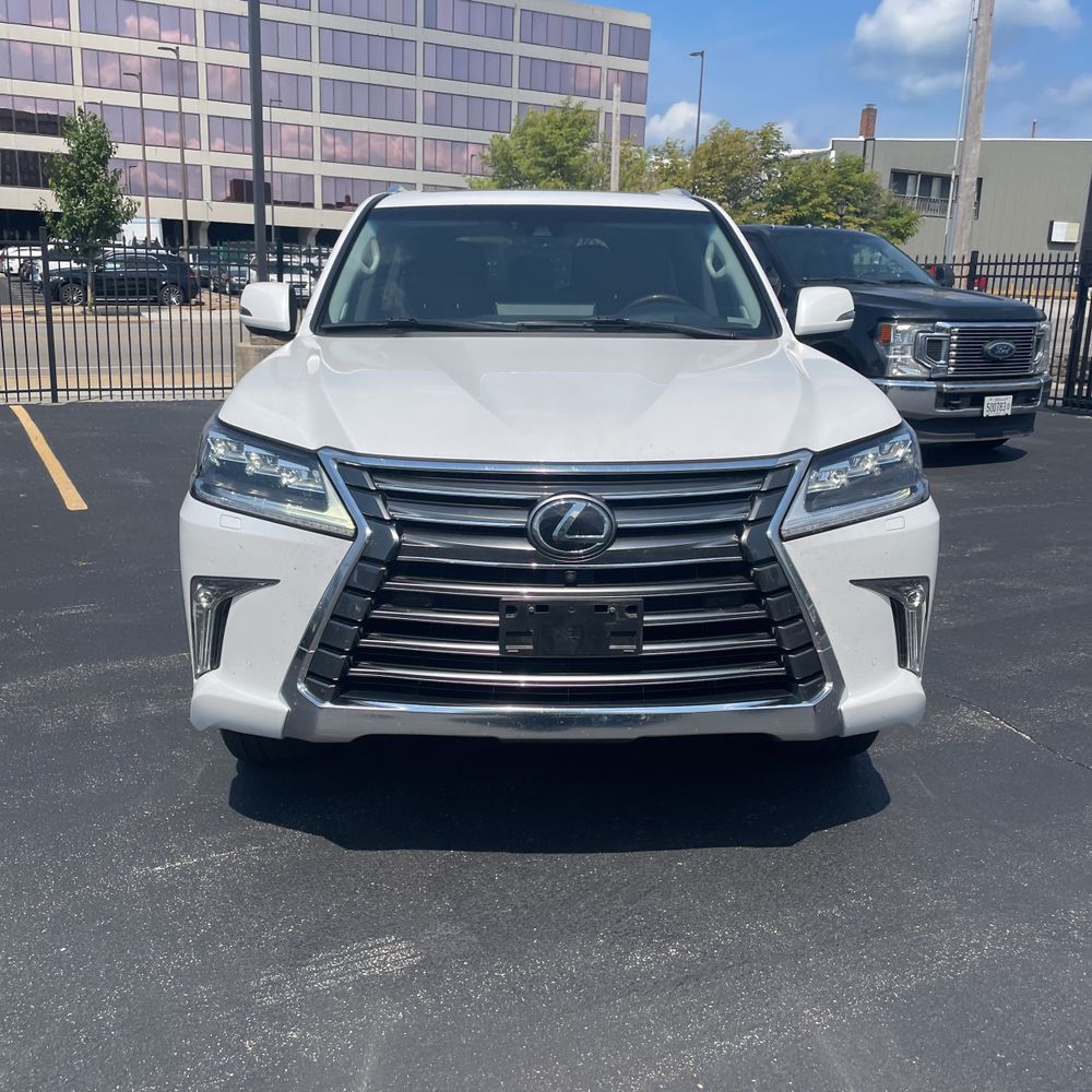 2019 Lexus LX 570 Three-Row