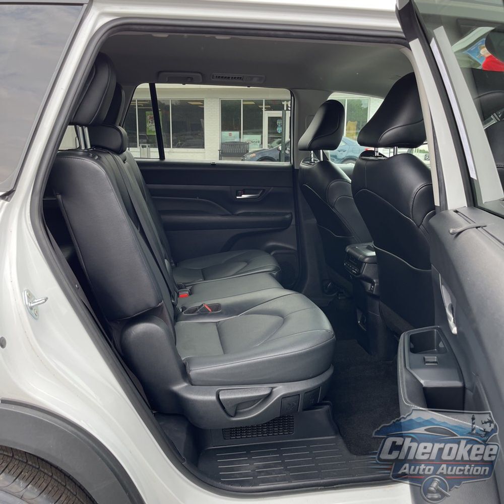 2024 Toyota Grand Highlander Hybrid XLE