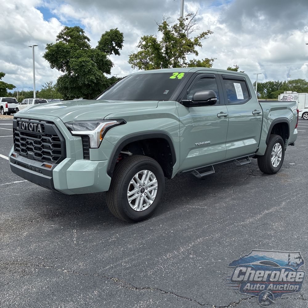 2024 Toyota Tundra SR5