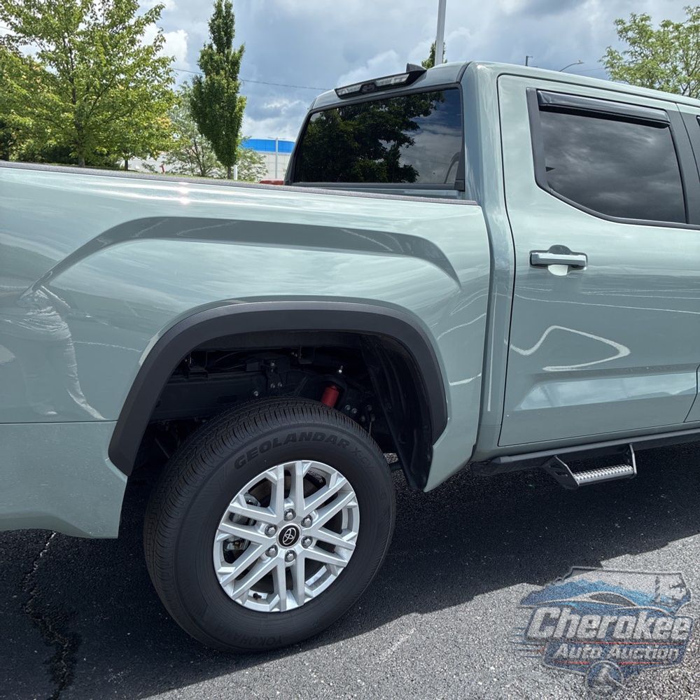 2024 Toyota Tundra SR5
