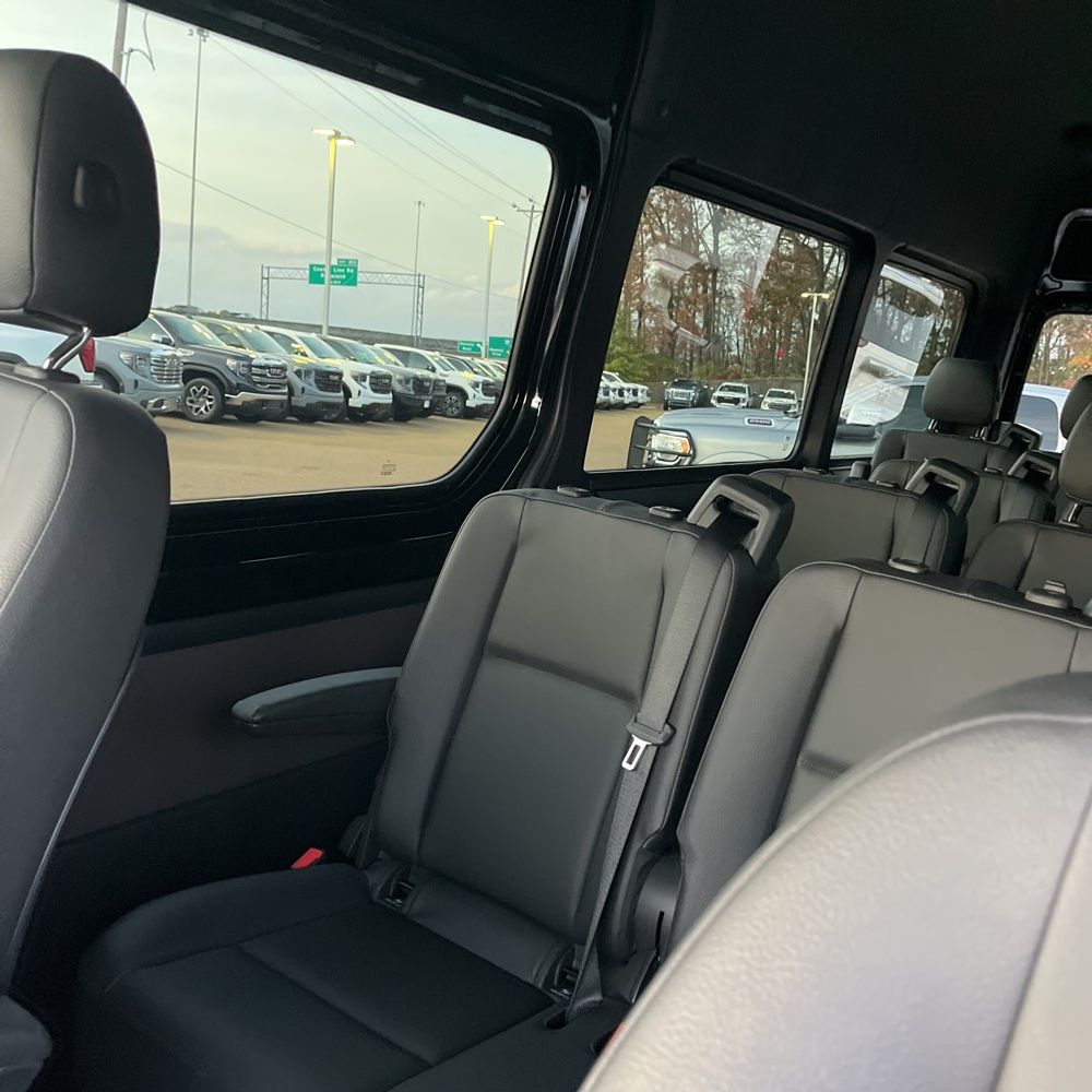 2024 Mercedes-Benz Sprinter 2500