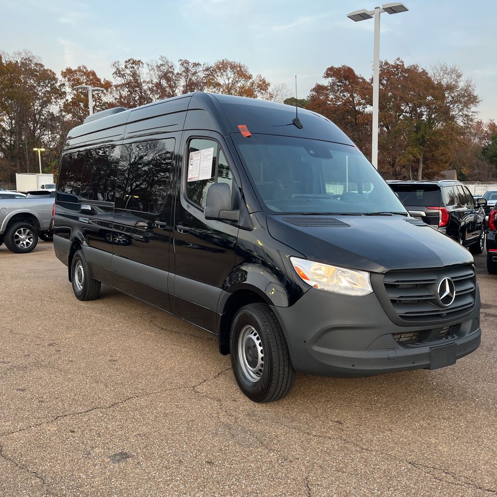2024 Mercedes-Benz Sprinter 2500