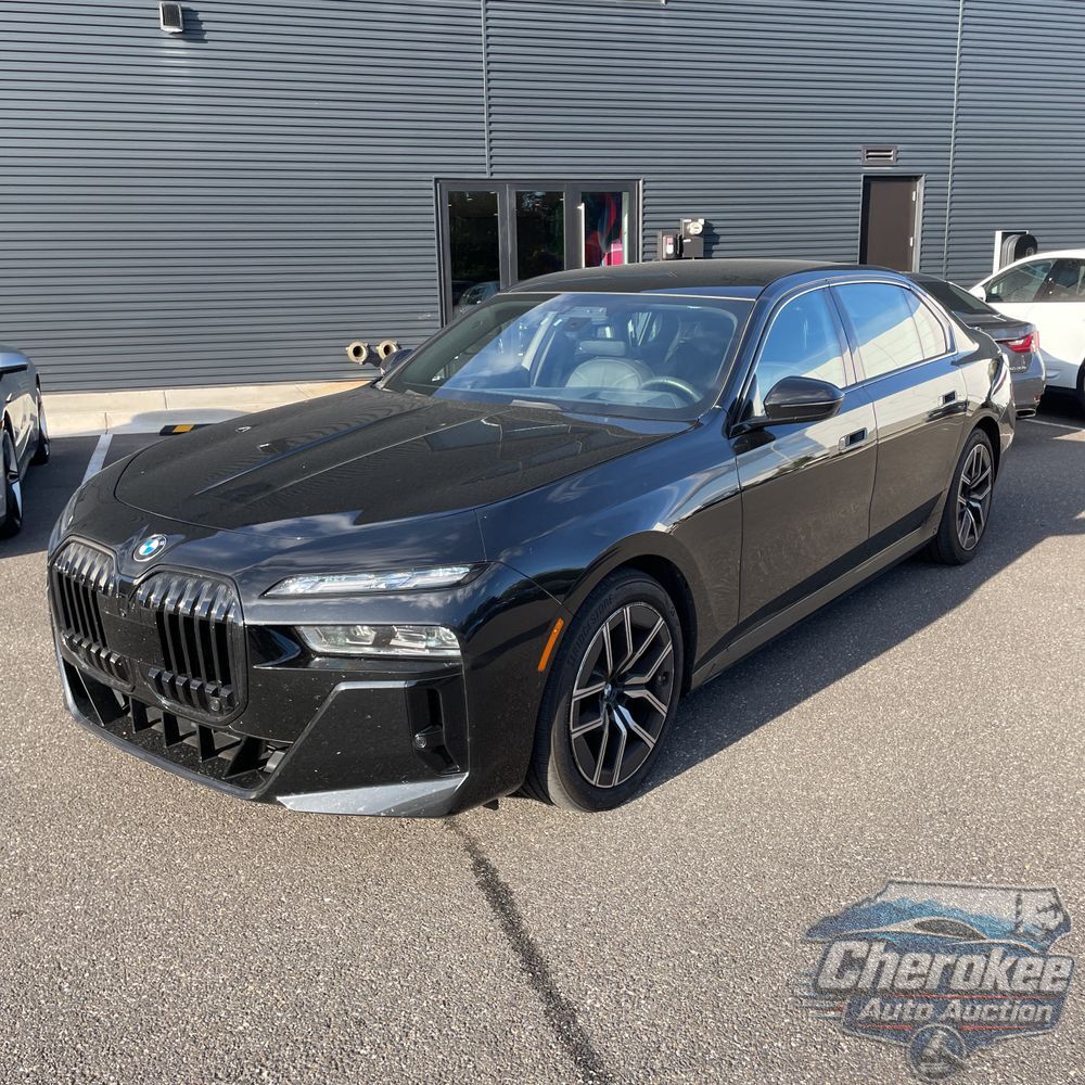 2023 BMW 7-Series 760xi
