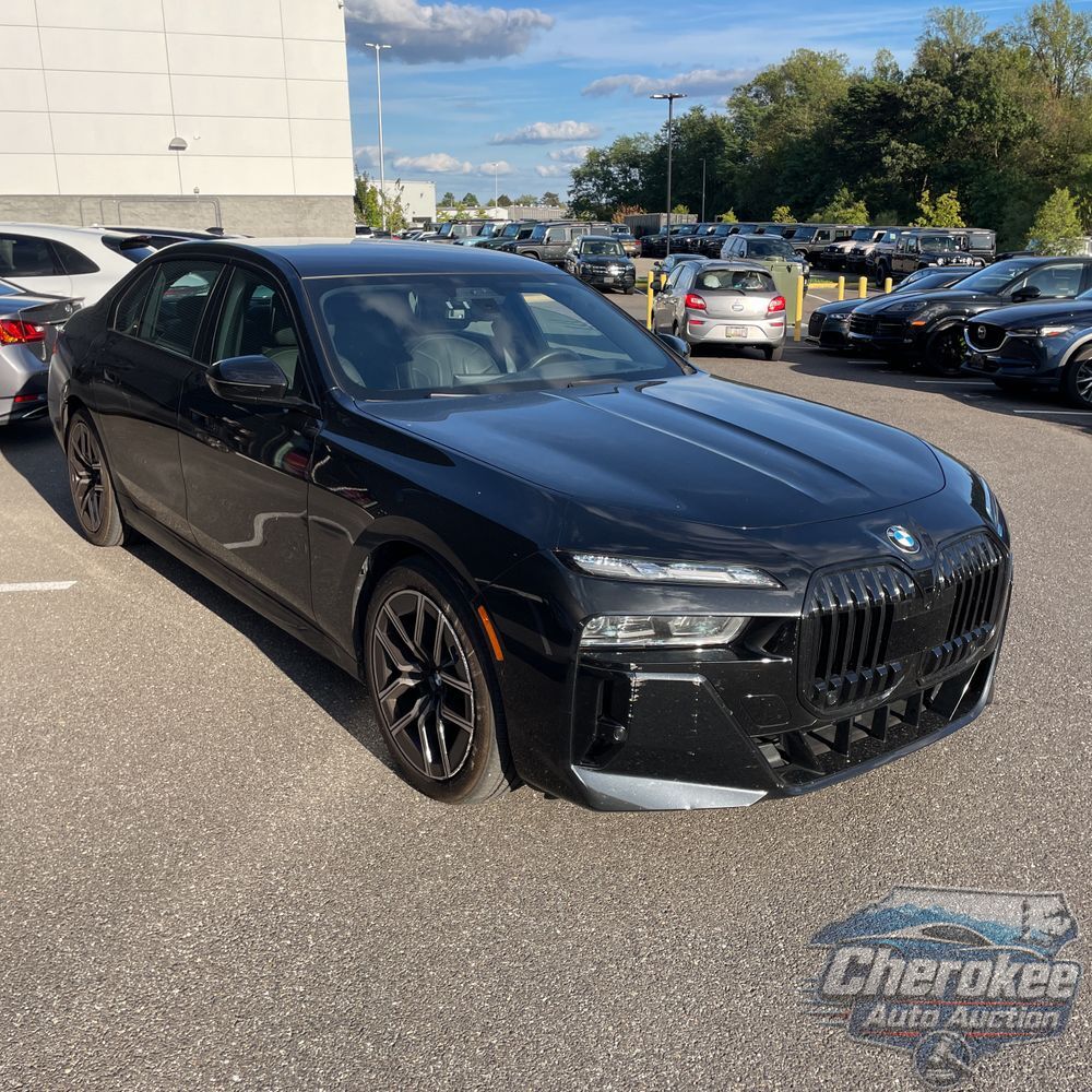 2023 BMW 7-Series 760xi