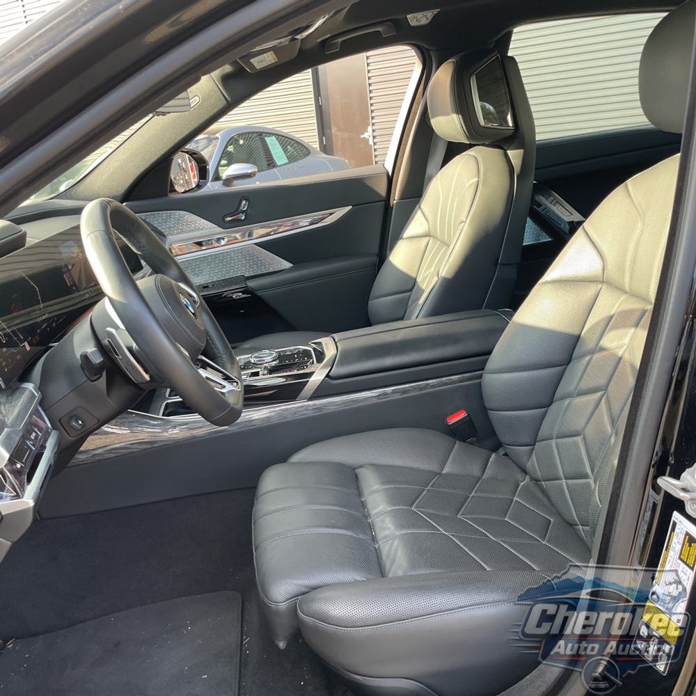 2023 BMW 7-Series 760xi