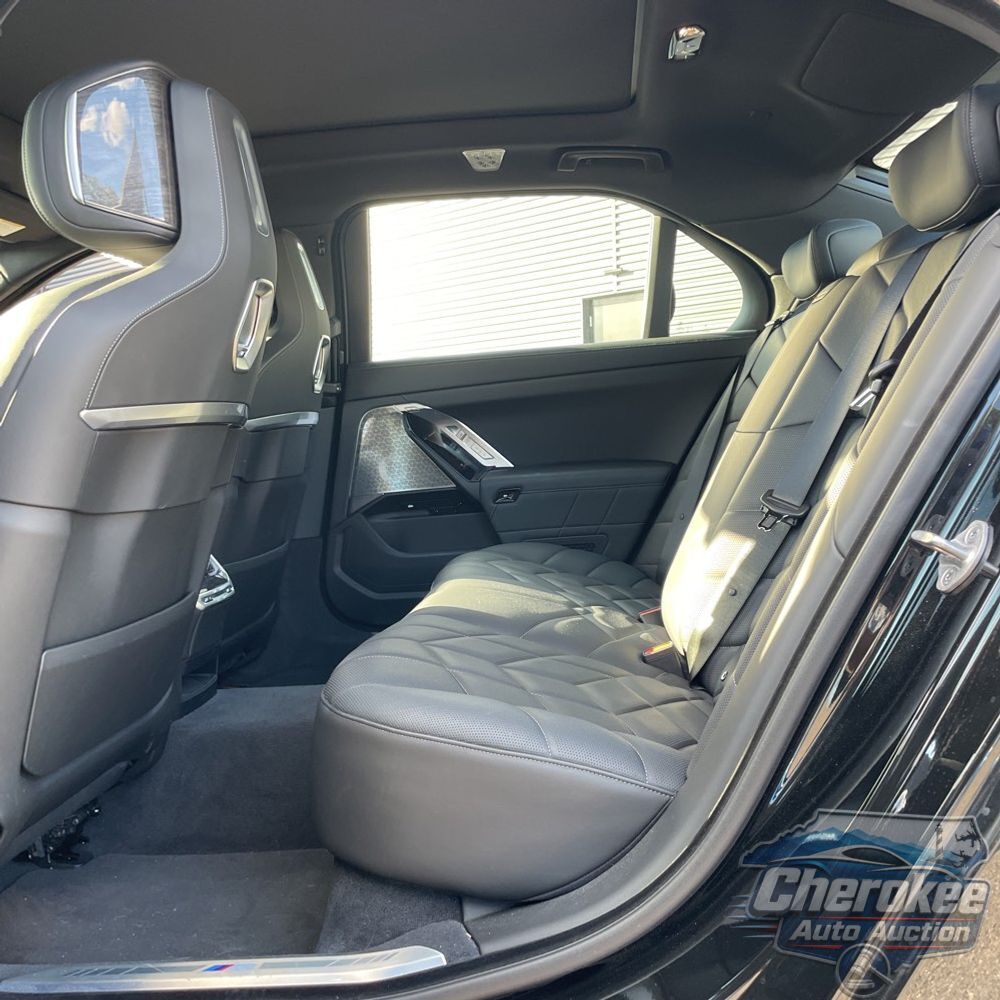 2023 BMW 7-Series 760xi