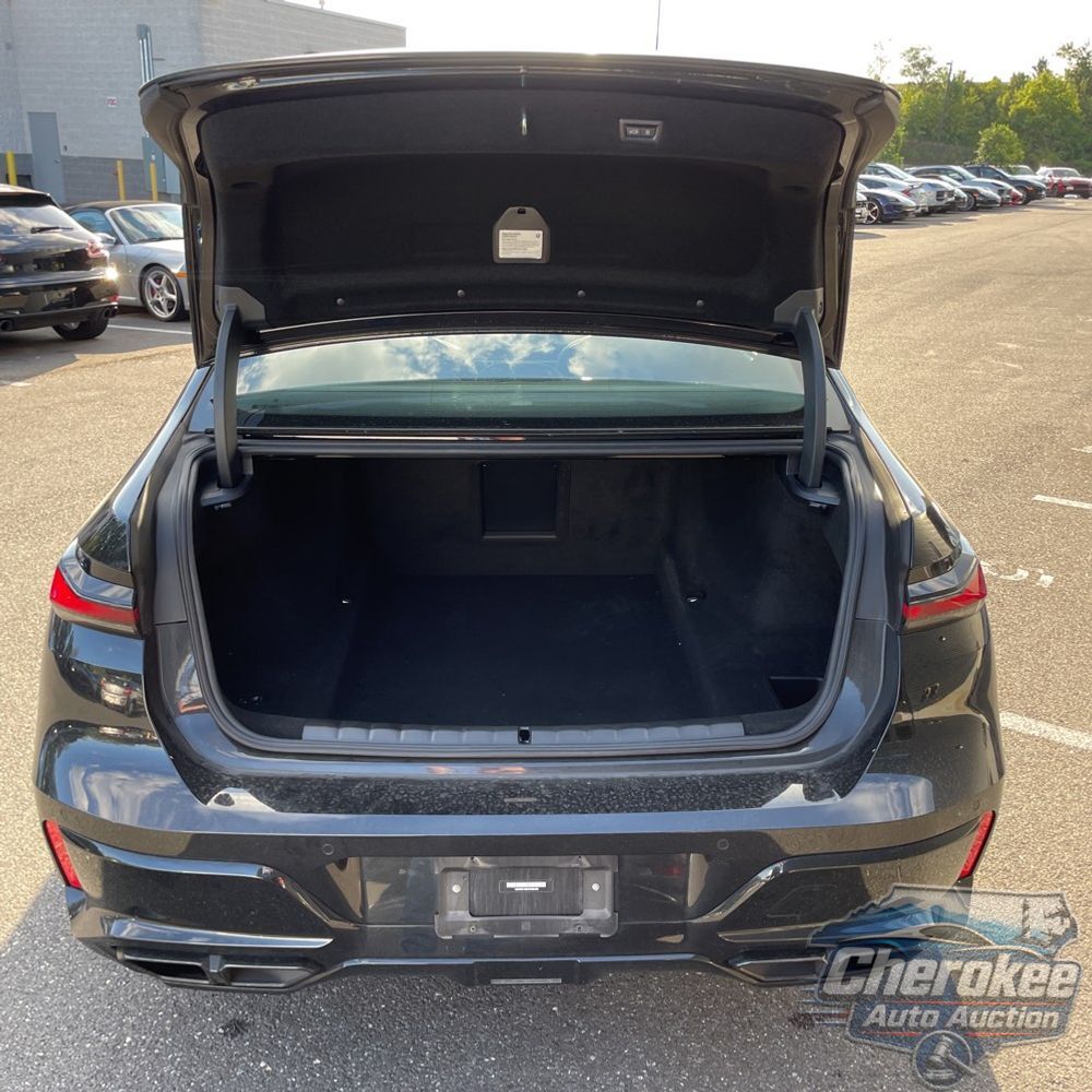 2023 BMW 7-Series 760xi