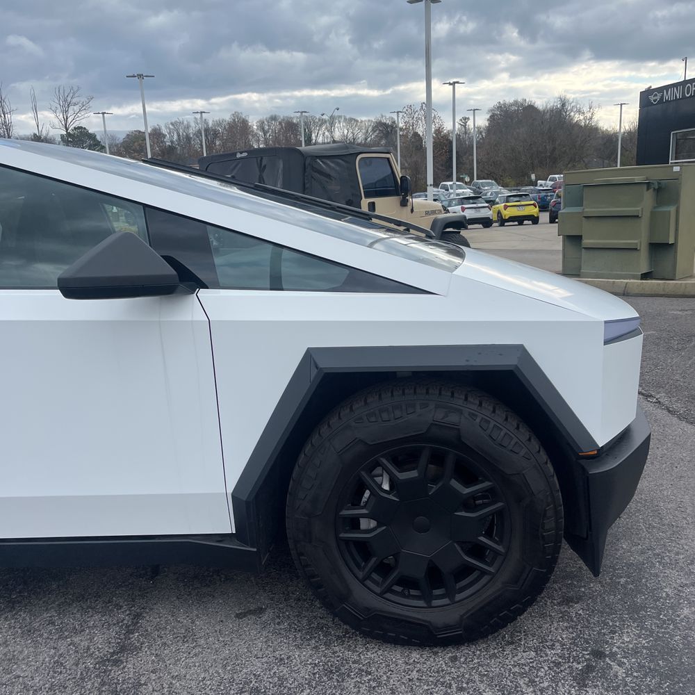 2024 Tesla Cybertruck CyberBeast
