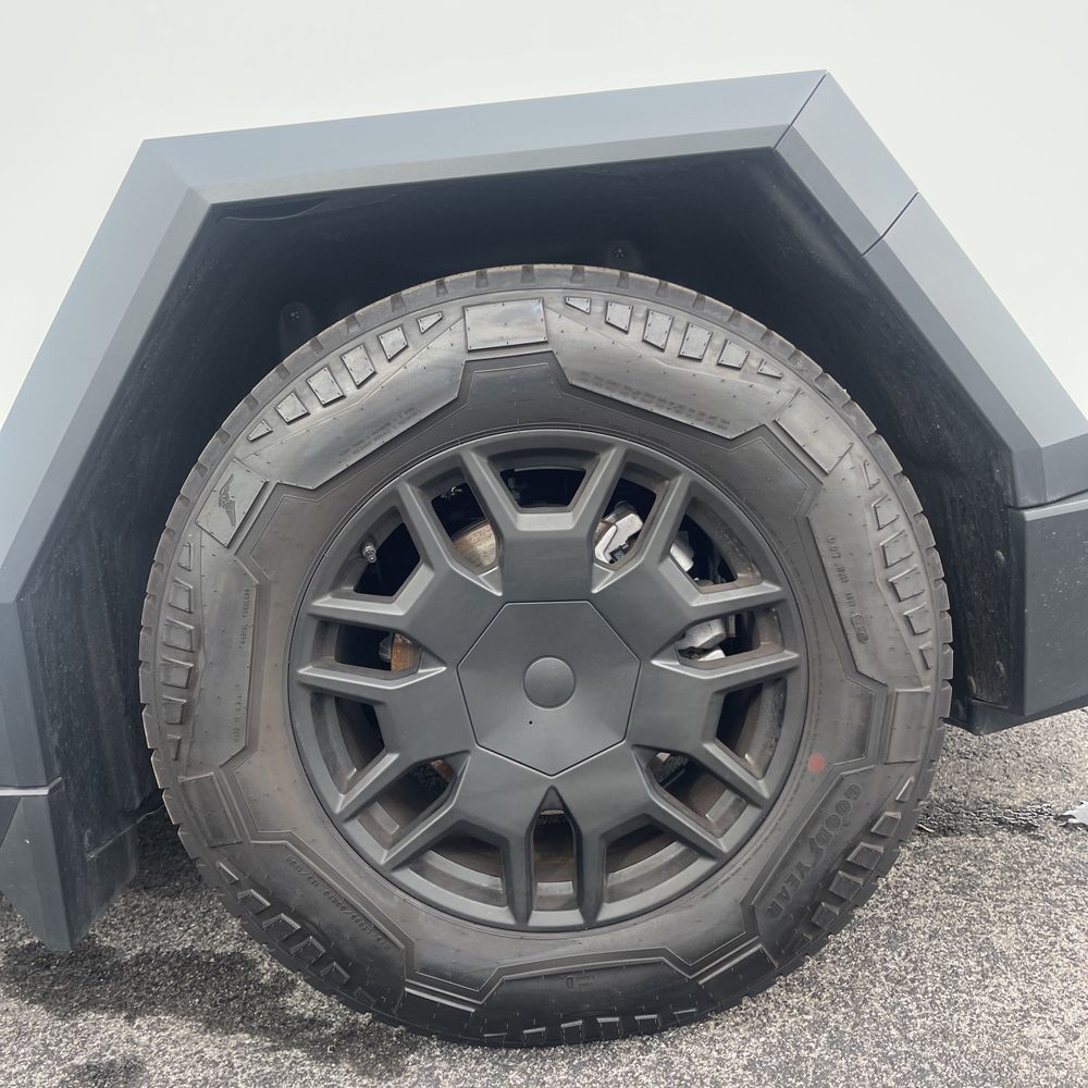 2024 Tesla Cybertruck CyberBeast