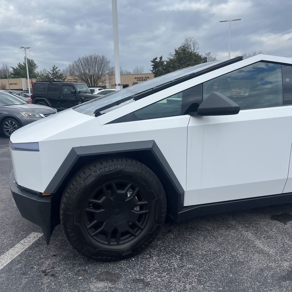 2024 Tesla Cybertruck CyberBeast