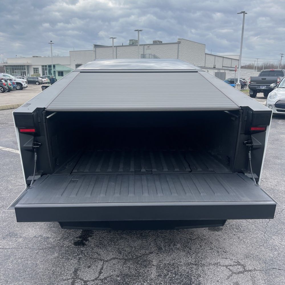 2024 Tesla Cybertruck CyberBeast