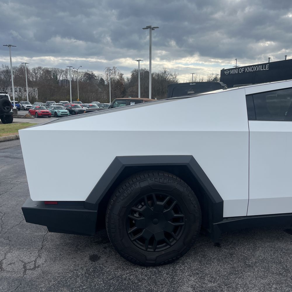 2024 Tesla Cybertruck CyberBeast