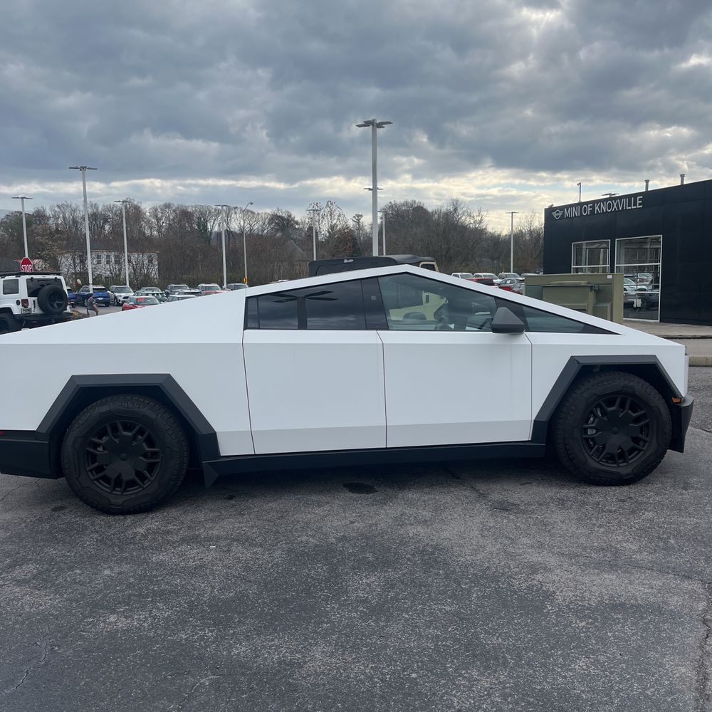 2024 Tesla Cybertruck CyberBeast
