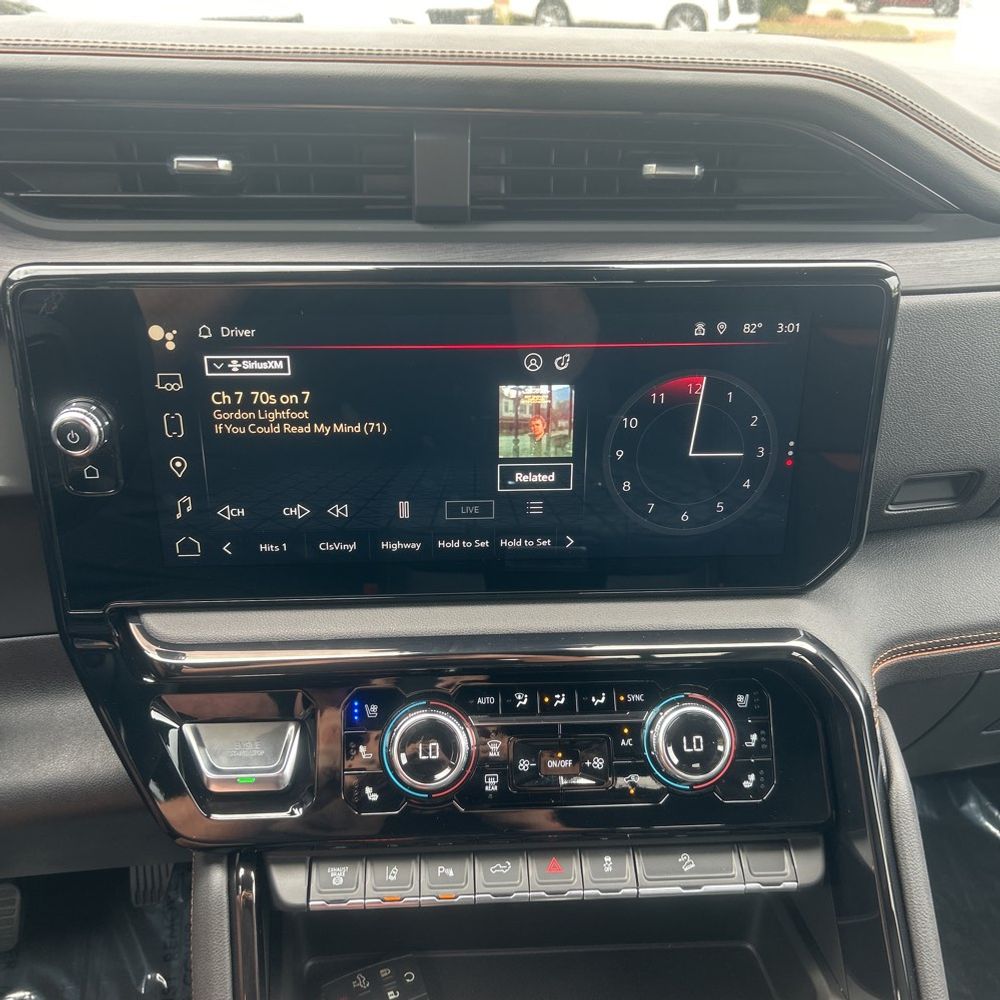 2025 GMC Sierra 2500HD AT4