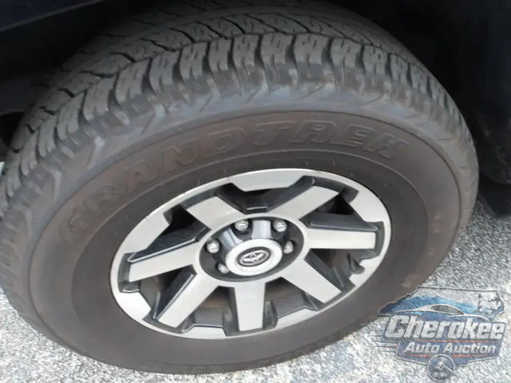 2024 Toyota 4Runner TRD Off Road
