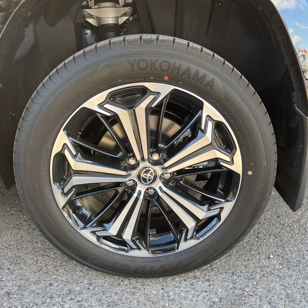 2025 Toyota RAV4 Plug-in Hybrid XSE