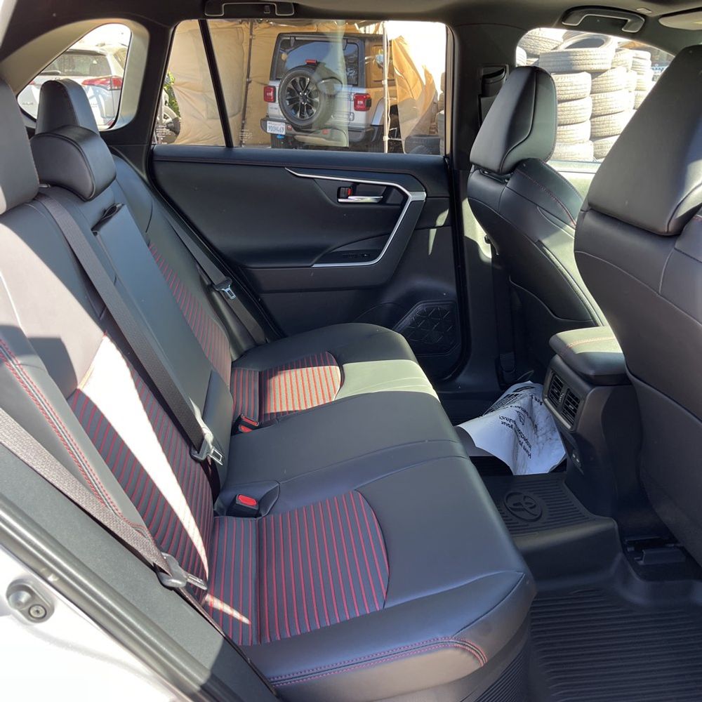 2025 Toyota RAV4 Plug-in Hybrid XSE