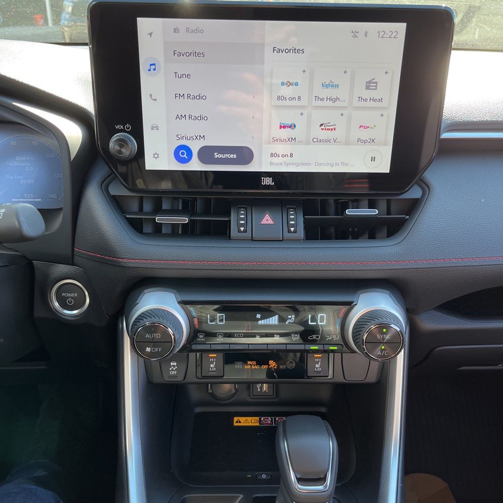 2025 Toyota RAV4 Plug-in Hybrid XSE