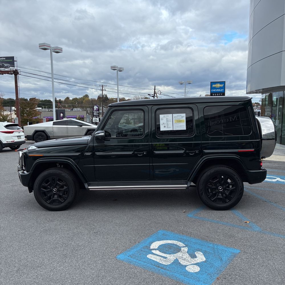 2025 Mercedes-Benz G-Class G550