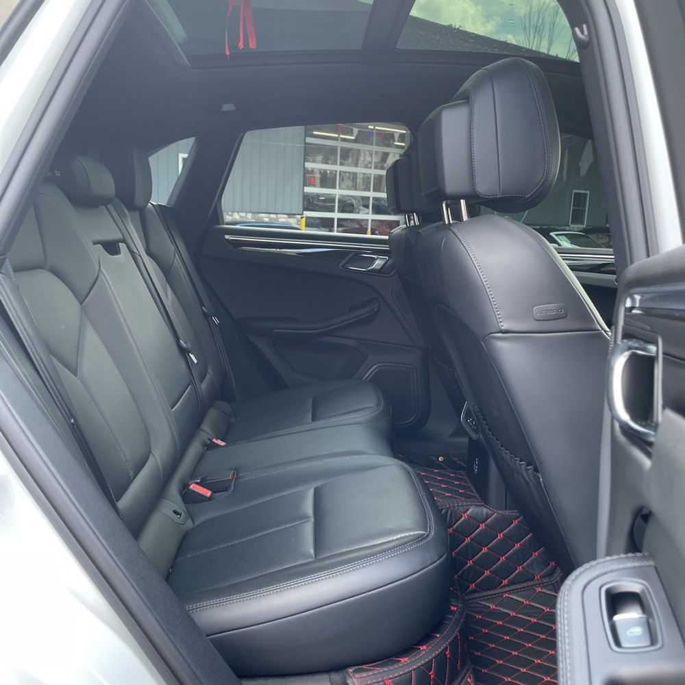 2023 Porsche Macan S