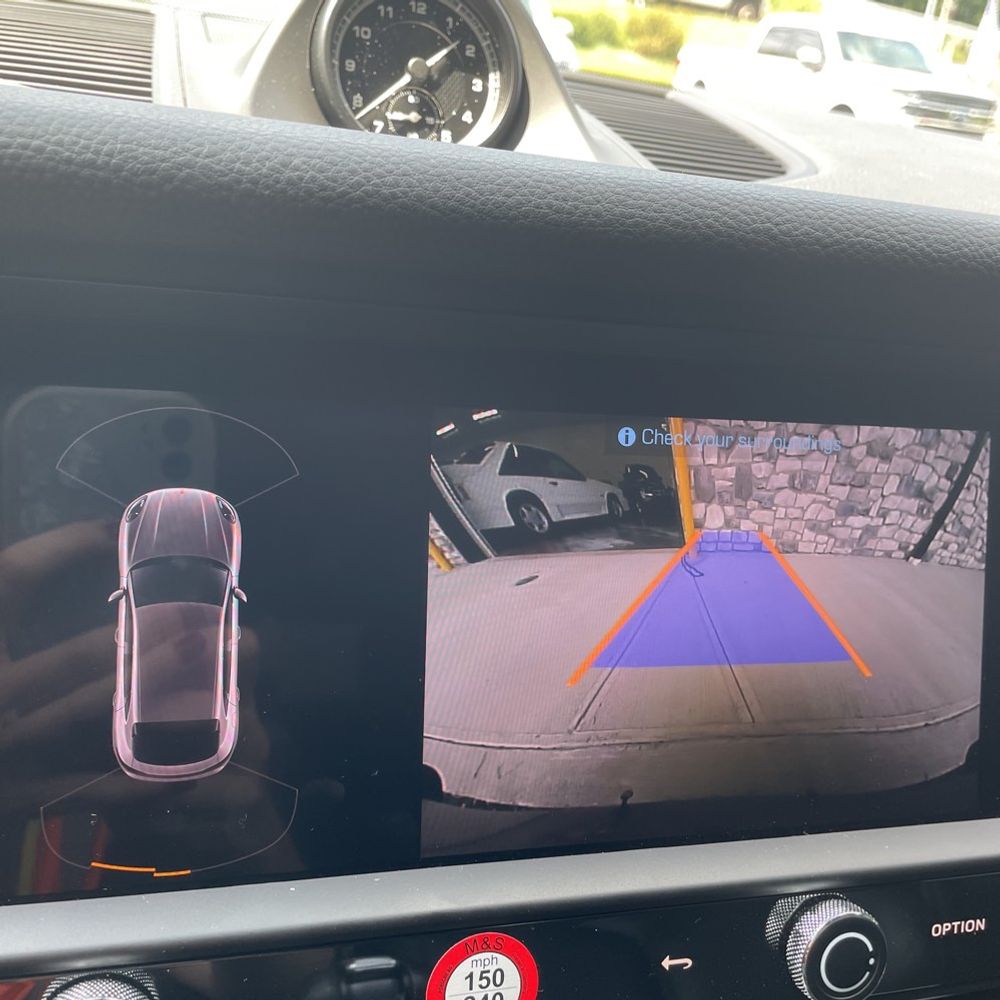 2023 Porsche Macan S