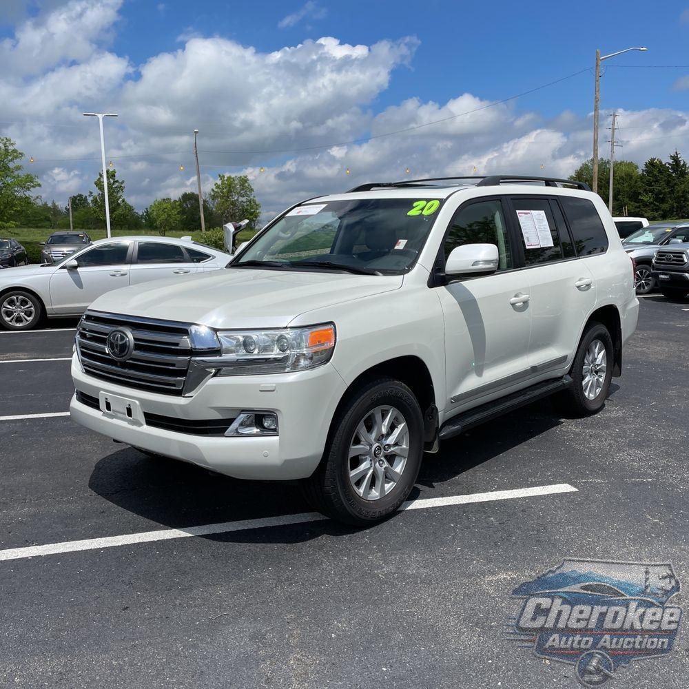 2020 Toyota Land Cruiser Base