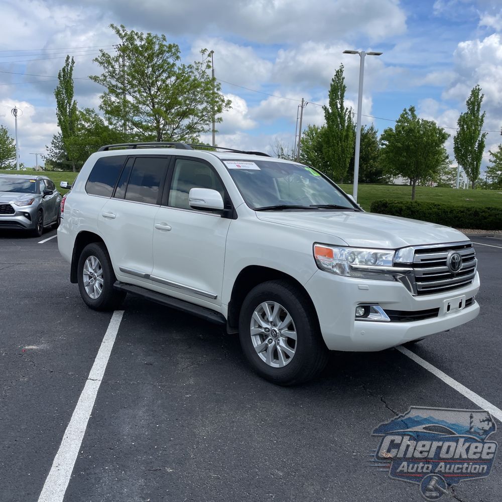 2020 Toyota Land Cruiser Base