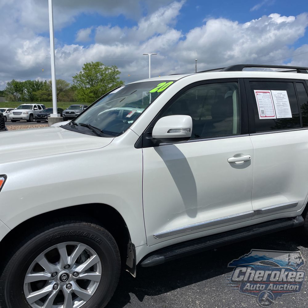 2020 Toyota Land Cruiser Base