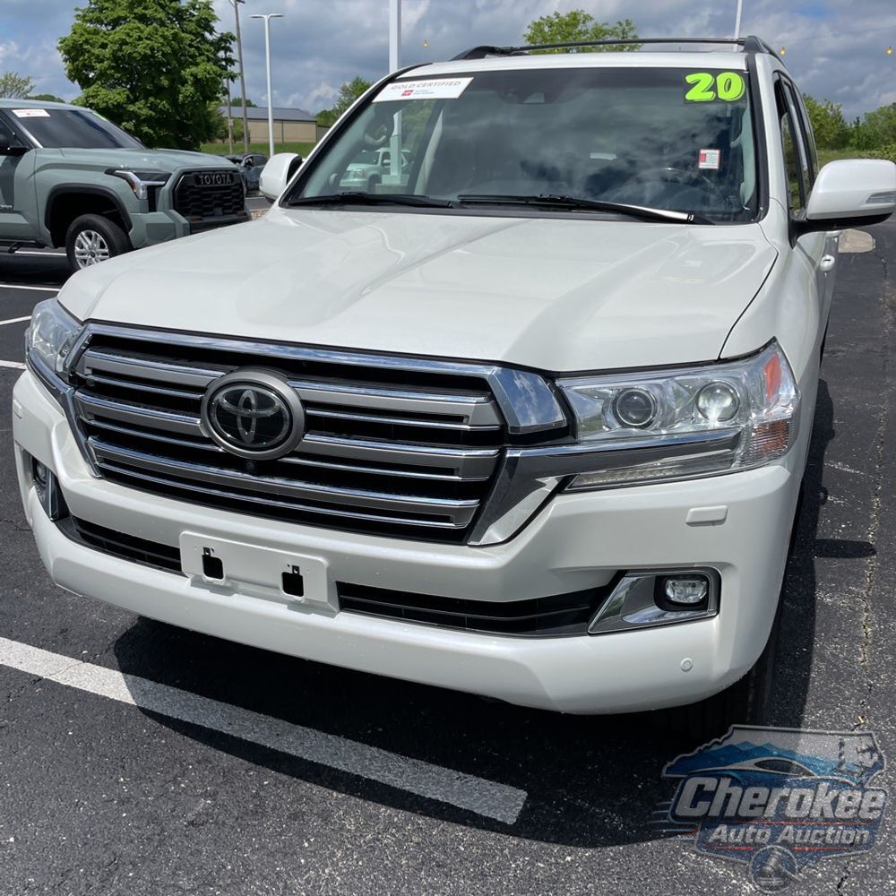 2020 Toyota Land Cruiser Base